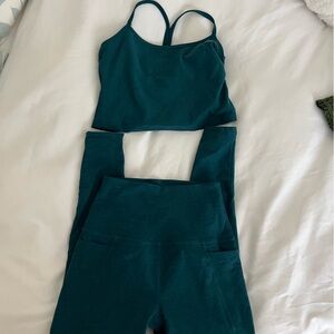 Beyond yoga spacedye racer back cropped tank and high waisted leggings in teal